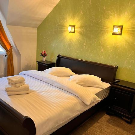Perla Muresului Alba Iulia Exteriör bild